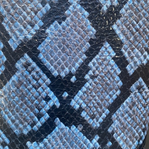 Jeffrey Campbell Heeled Leather Black blue Snake Mid Height Zip Boots Sz 7.5 - Picture 4 of 11